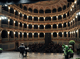 Teatro Lauro Rossi